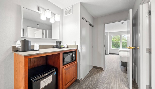 Independence Stay Hotel & Suites