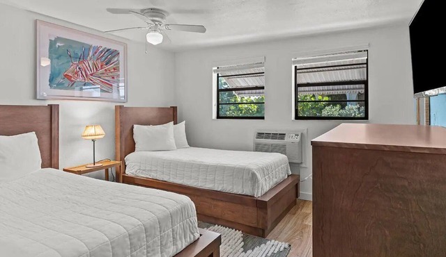 Island Getaway | w/Beach, Pool, Kayaks, Lawn Games & Breakfast Included!