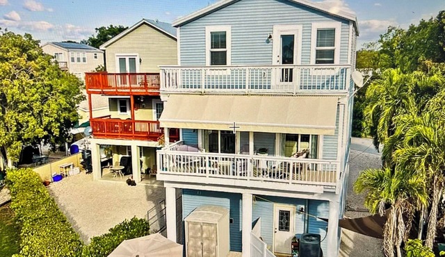 Key Largo Retreat | Golf Cart & Kayaks Included