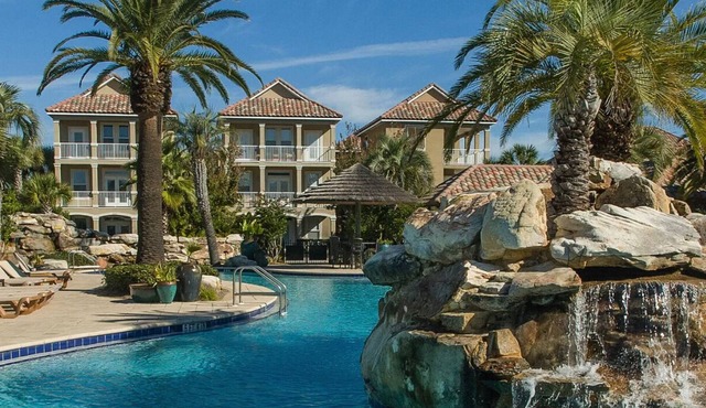 KonoVilla * Dog Friendly * Best Lagoon Pool in Destin