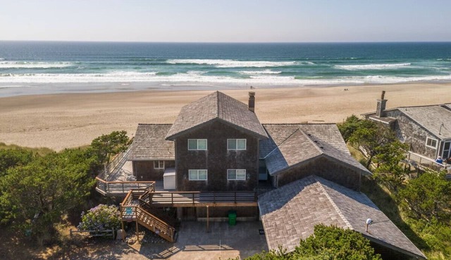 Kraken's Candle Beachfront Home