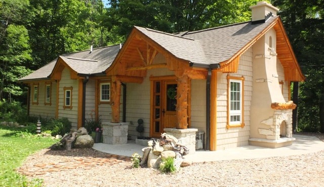 La Maison Malabar - Gorgeous Luxury Cabin in a Great Location!
