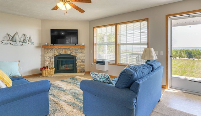 Lake View Home w/ Deck, Yard & Fire Pit!