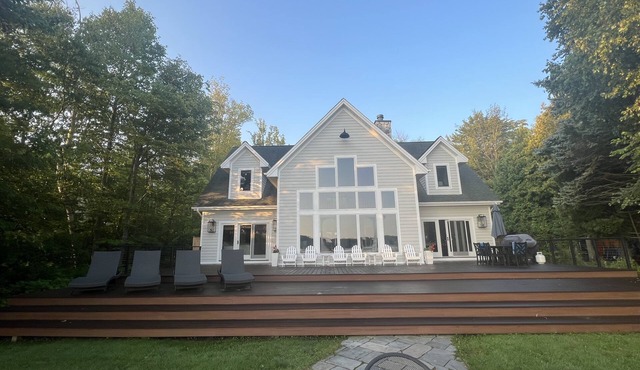 Lakefront Retreat on Glen Lake with Sandy Beach and 200ft dock