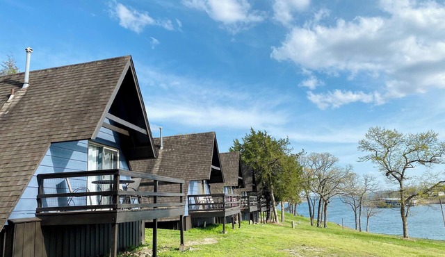 Lakeside Studio A-Frame Cabin | Calm Waters Resort | Boat Slips & Rentals | FREE Kayaks & Paddleboards | Guided Fishing & Lake Tours!