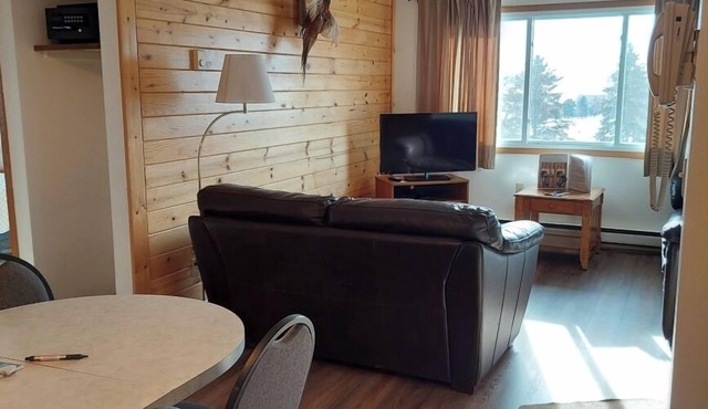 Lakeview Lodge in Devils Lake