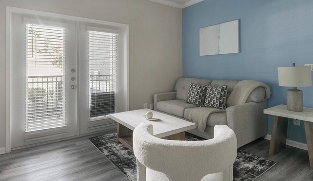 Landing | Modern 1BD, Clubhouse in League City