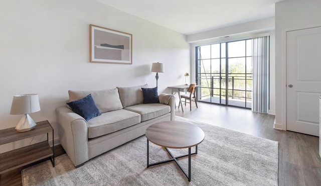 Landing | Stunning 1BD, Yoga Studio, Pool