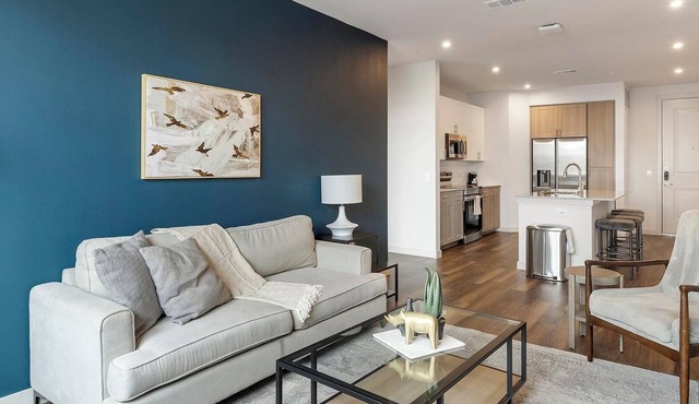 Landing | Stunning 2BD, Gym, Pool in Rockwall