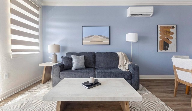 Landing | Stunning 2BD, Yoga Studio, Clubhouse in Johnstown