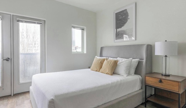 Landing | Stunning Studio, Gym, Courtyard
