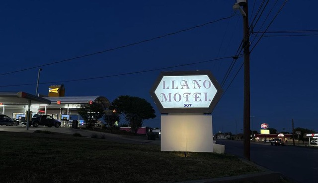 Llano Motel