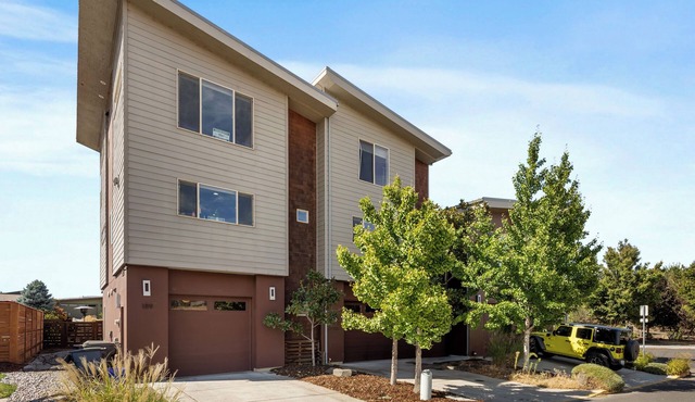 Looking for a serene retreat with all the comforts of home?