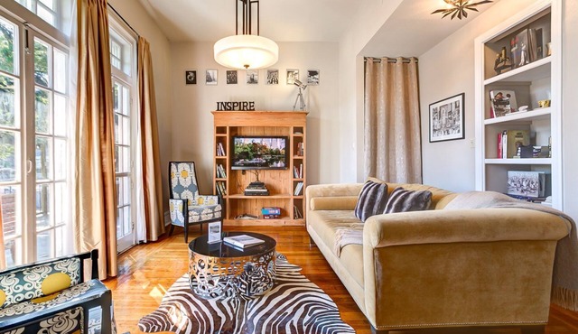 Luxe Balcony Views of New Orleans Garden District