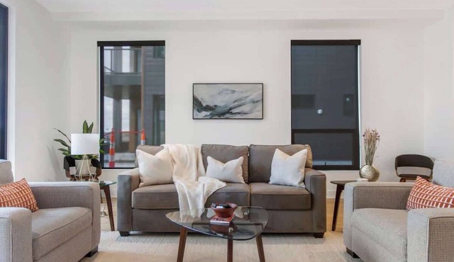 Luxe Downtown Holland 2BR Condo Walkable Parking + Gym