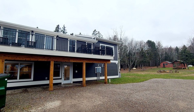 Luxurious 3 bedroom 3 bathroom new on the Beautiful north shore of Lake Superior