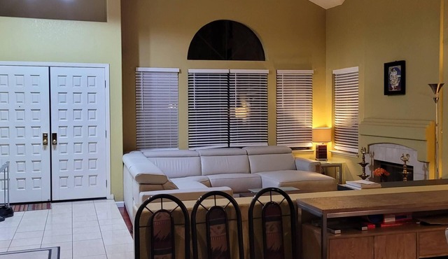 Luxurious Huge Master Bedroom w Den & 2 Private King Beds: Ideal For 1-3 Guests