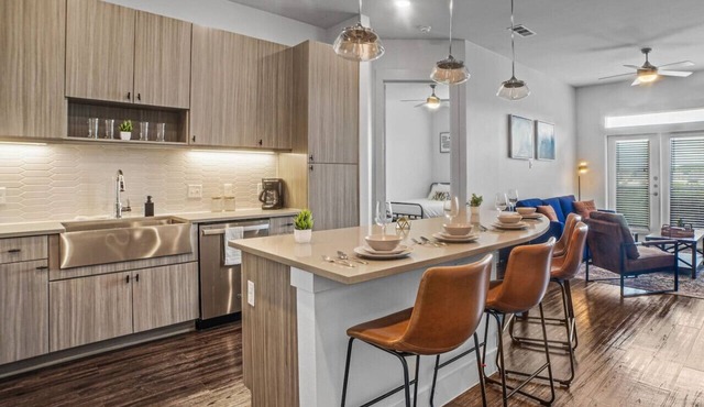 Luxurious New Unit|2Bd2Ba|Pool, Golf Sim