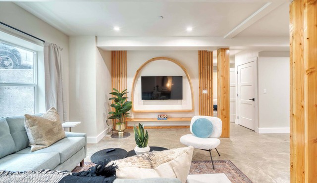 Luxury 2BR Mississippi Home - 95 WalkScore