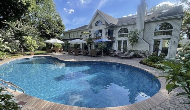 Luxury 6100 Sqft Home close to Manhattan, Renowned Hamptons and Beaches