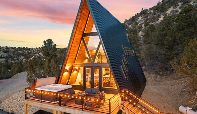 Luxury A-Frame Retreat near Zion & Bryce | Hot Tub
