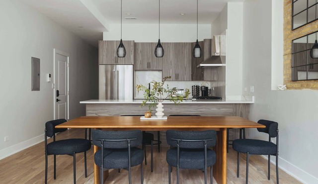 Luxury Designer Apartment | Patio | Gold Coast