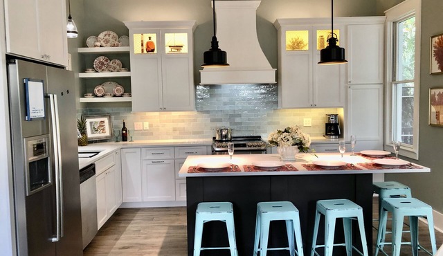 Luxury High End total Renovation-240 yds to beach-PetFriendly