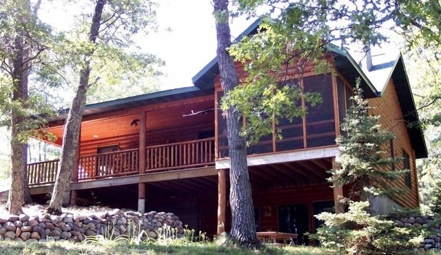Luxury Lakefront Retreat on a Quiet Lake