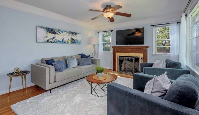 Luxury Meets Convenience in DT Location