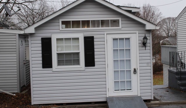 Marvelous cabin in New Haven perfect for a relaxing getaway in New Haven