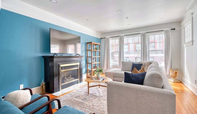 Massive 7BR - Nob Hill - NW 23rd - Sleeps 14