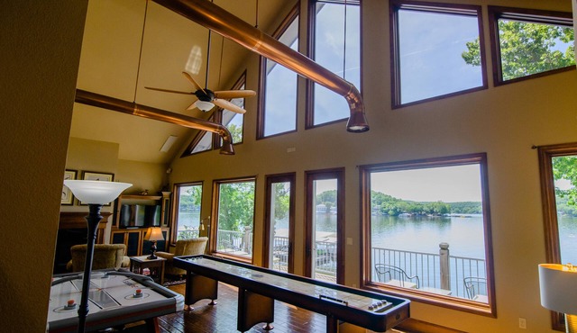 MAY 31-JUNE 6 DISCOUNTED! CALM WATERS, BEAUTIFUL VIEWS -LARGE GROUPS! in Roach
