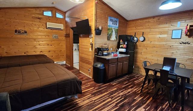 Methner's High Bridge Cabin #1