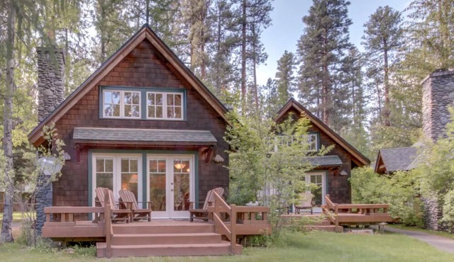 Metolius River Resort Cabin 4 - Luxurious cabin on the Metolius River w/