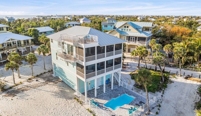 Million Dollar View! Private Pool, Steps to Beach! in Captiva