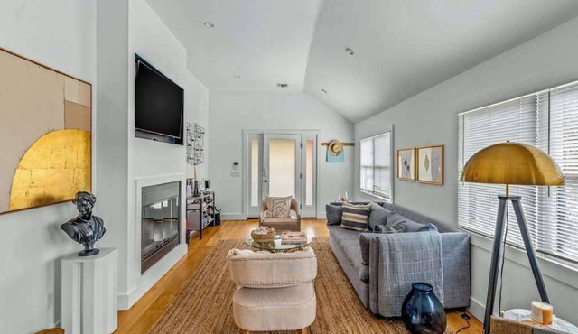 Modern on 9th in Greenport
