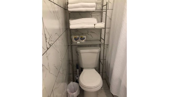 Modern Two-Bedroom Apt close to Manhattan! Apple in Brooklyn