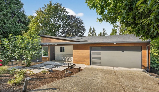 Modern Urban Retreat, Game Room