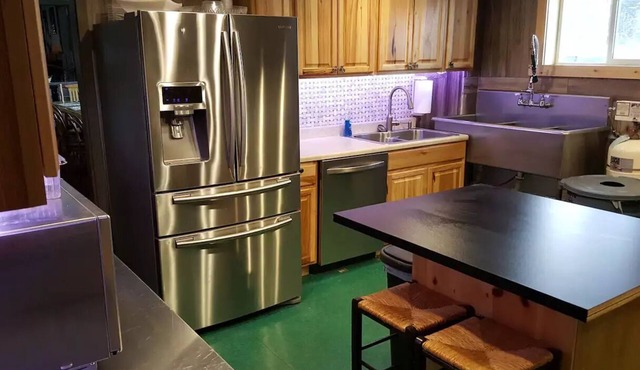 Moose Creek Lodge Great for Large Groups! in Eustis