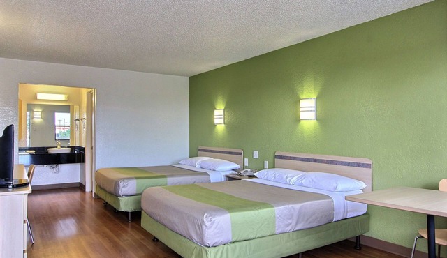 Motel 6 Austin, TX - Central Downtown UT in Austin