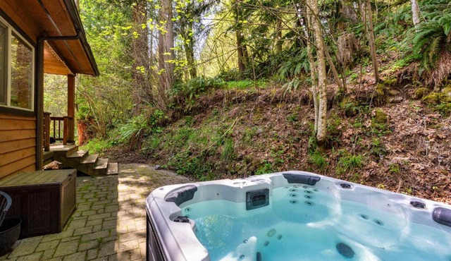 Mount Hood Cabin Retreat - 4BR Sleeps 12