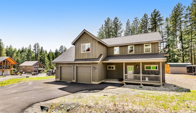 Mountain/lake escape with game room, fast WiFi & Roslyn Ridge amenities