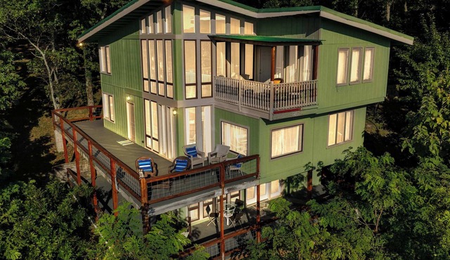 Mountain Retreat! Ruby's Roost House