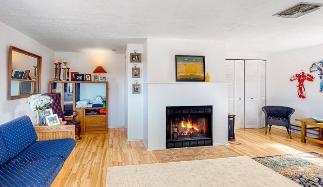 Mountain view home with pool, covered patio, & fireplace - secluded location in Hesperus