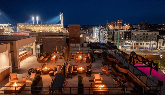 Moxy Cincinnati Downtown