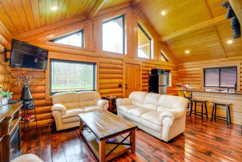 Near Trails & Rivers! 'Trybett Cabin' in Forks