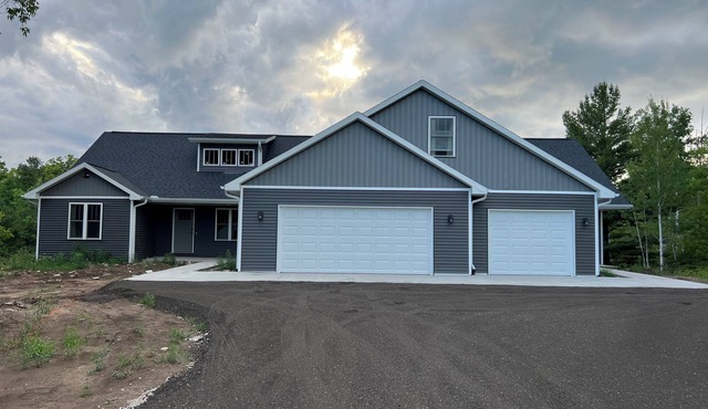 New! Beautiful newly built family home immersed in nature. Fish Creek, WI