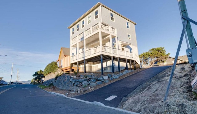 New construction in 2025, Ocean View, Hot Tub, Arcade, Sleeps 20
