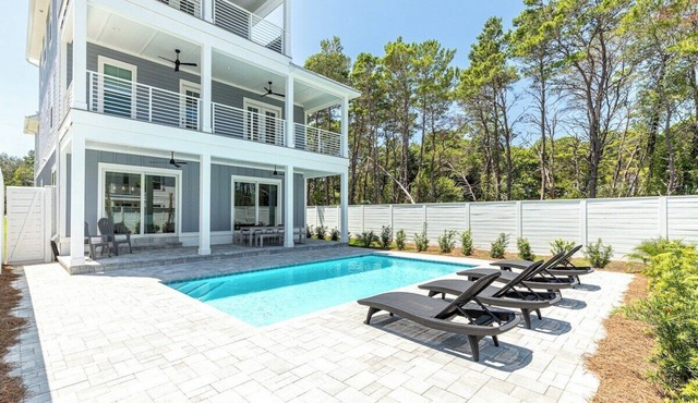 New-Private Pool-Beach-Game Room