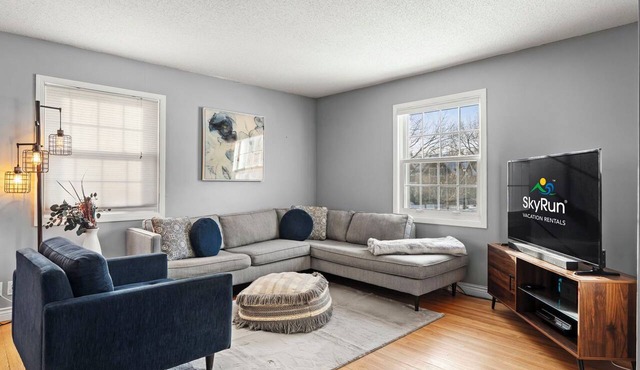 Nicollet Ave Duplex – Steps to Cafes & Parks